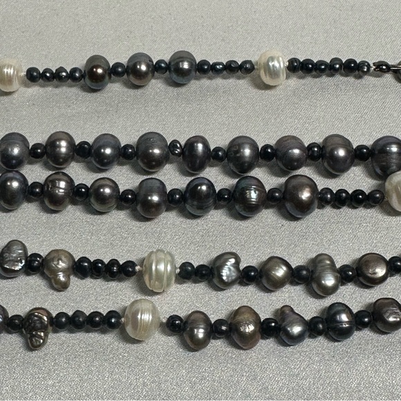 Handmade Genuine Pearl Rosary - Picture 5 of 14